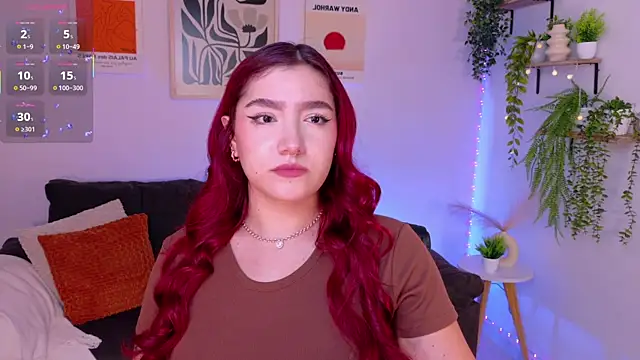 Snapshot of ViolettCastel chatting on 28, 4, 2026 ViolettCastel online show from 28, 4, 2026