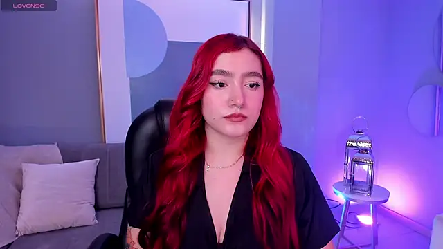 ViolettCastel online show from 5, 3, 2025