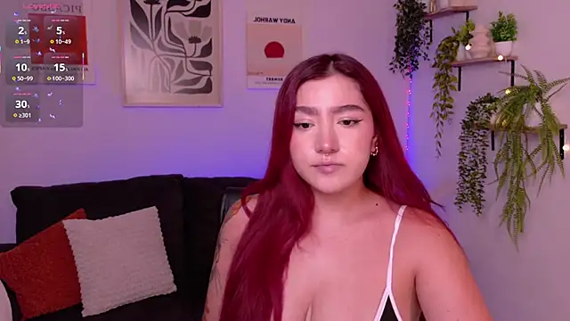 ViolettCastel online show from 6, 4, 2026