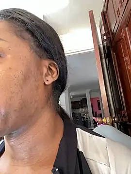 sweetsarabig22cm online show from 21, 4, 2026