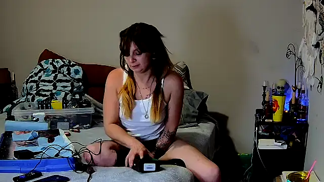 ZeelaXoXo online show from 30, 11, 2025