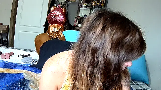 ZeelaXoXo online show from 31, 3, 2026