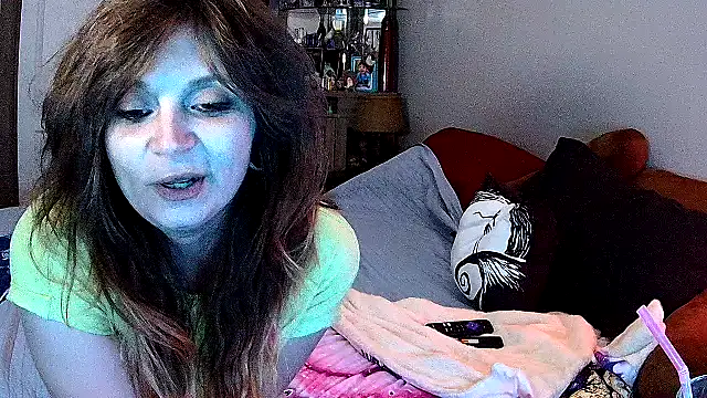 ZeelaXoXo online show from 14, 1, 2026