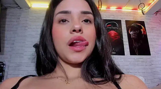 Snapshot of Kimmymadison- chatting on 16, 2, 2025 Kimmymadison- online show from 16, 2, 2025