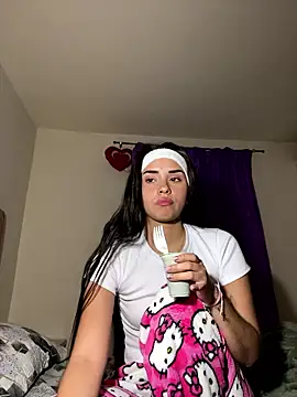 Kimmymadison- online show from 13, 1, 2026