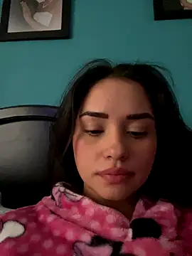 Snapshot of Kimmymadison- chatting on 8, 10, 2025 Kimmymadison- online show from 8, 10, 2025