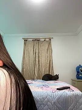 Kimmymadison- online show from 4, 6, 2026