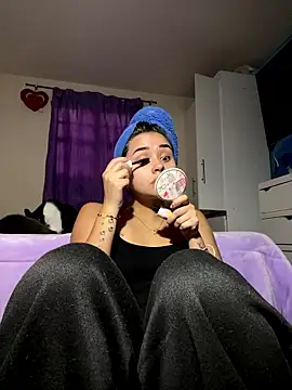 Kimmymadison- online show from 8, 1, 2026