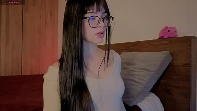 Snapshot of Roxxy_mora chatting on 22, 6, 2026 Roxxy mora online show from 22, 6, 2026