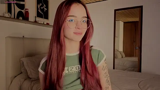 Roxxy mora online show from 31, 10, 2025