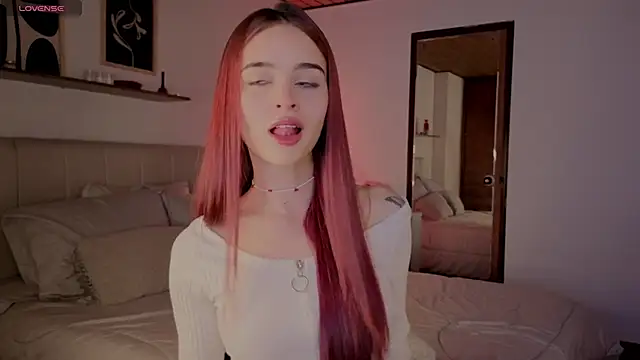 Roxxy mora online show from 19, 11, 2025