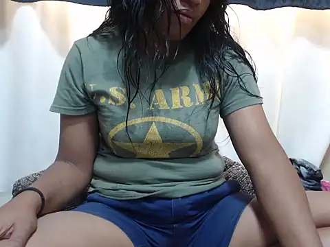 Linda sexy online show from 27, 4, 2026