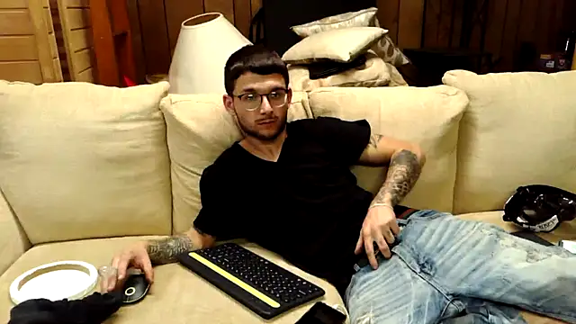 hungkubenski online show from 1, 11, 2025