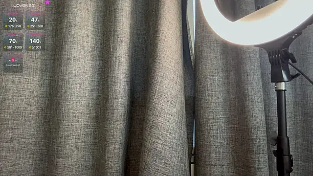 AsteriaHamel online show from 6, 2, 2026