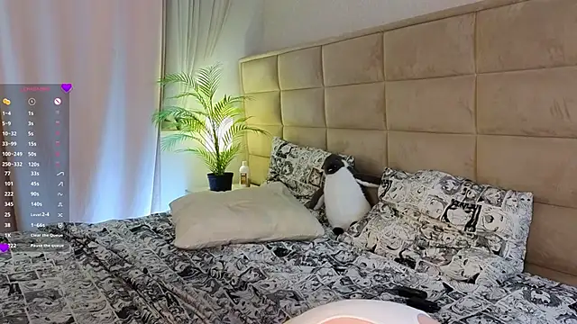 Snapshot of AsteriaHamel chatting on 28, 2, 2025 AsteriaHamel online show from 28, 2, 2025