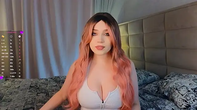 Snapshot of AsteriaHamel chatting on 6, 3, 2025 AsteriaHamel online show from 6, 3, 2025