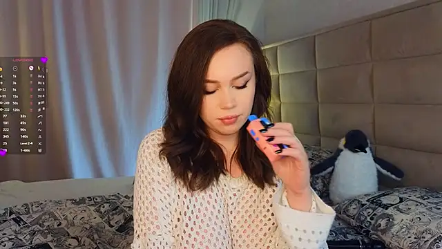 Snapshot of AsteriaHamel chatting on 12, 3, 2025 AsteriaHamel online show from 12, 3, 2025