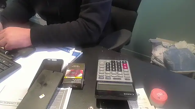 dominemoi4 online show from 3, 2, 2026