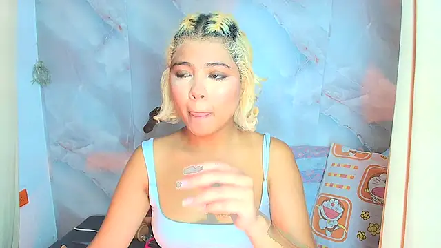 Snapshot of sofiacastillo01 chatting on 16, 7, 2026 sofiacastillo01 online show from 16, 7, 2026