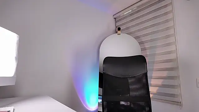 Snapshot of Edranah chatting on 20, 10, 2025 Edranah online show from 20, 10, 2025