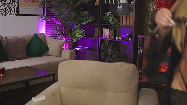 EvaSunderland online show from 25, 10, 2025