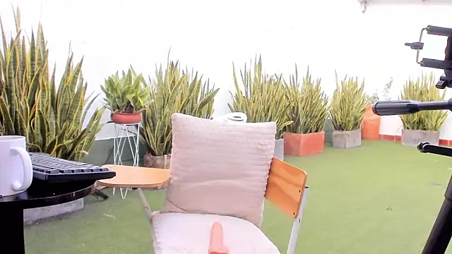 Alexa Blake   online show from 26, 2, 2026