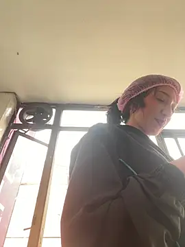 peiton steele7 online show from 21, 4, 2026