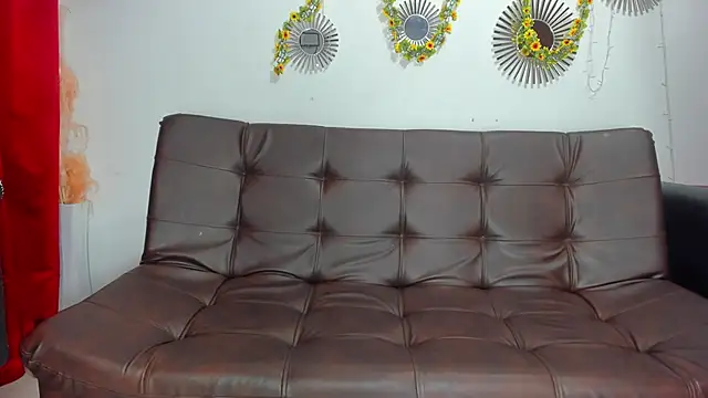 Extreme Team8 online show from 7, 4, 2026