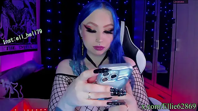 Kitty goth online show from 10, 3, 2025