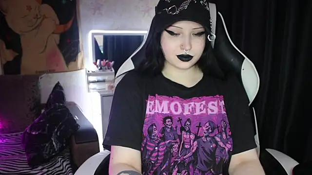 Snapshot of Kitty_goth chatting on 11, 5, 2026 Kitty goth online show from 11, 5, 2026
