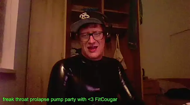 Snapshot of Bigthroaterboy chatting on 2, 2, 2025 Bigthroaterboy online show from 2, 2, 2025