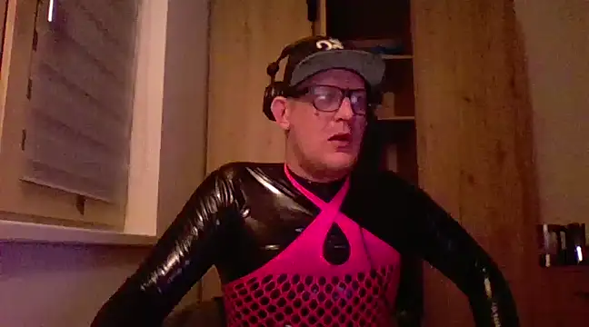 Snapshot of Bigthroaterboy chatting on 21, 2, 2025 Bigthroaterboy online show from 21, 2, 2025