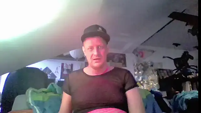 Bigthroaterboy online show from 1, 6, 2026