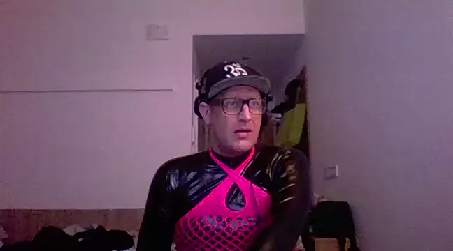 Snapshot of Bigthroaterboy chatting on 7, 3, 2025 Bigthroaterboy online show from 7, 3, 2025