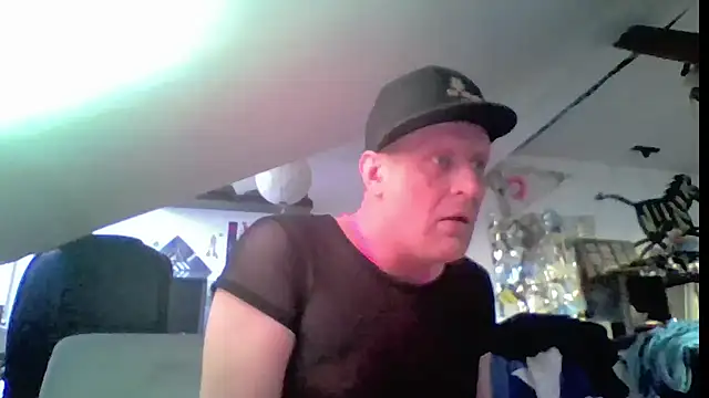 Bigthroaterboy online show from 3, 6, 2026