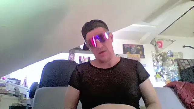 Bigthroaterboy online show from 23, 6, 2026