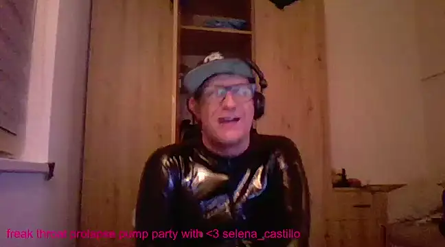 Snapshot of Bigthroaterboy chatting on 24, 1, 2025 Bigthroaterboy online show from 24, 1, 2025