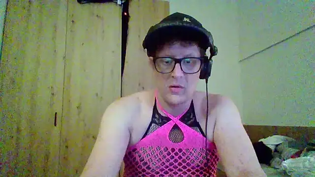 Snapshot of Bigthroaterboy chatting on 9, 9, 2025 Bigthroaterboy online show from 9, 9, 2025