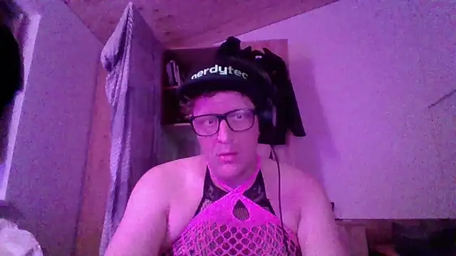 Bigthroaterboy online show from 21, 10, 2025