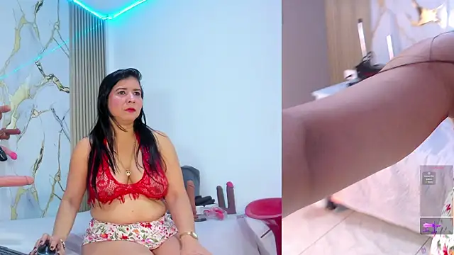 YUSELFI ROSS  online show from 3, 12, 2025