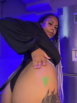 HaileyDiana online show from 16, 10, 2025