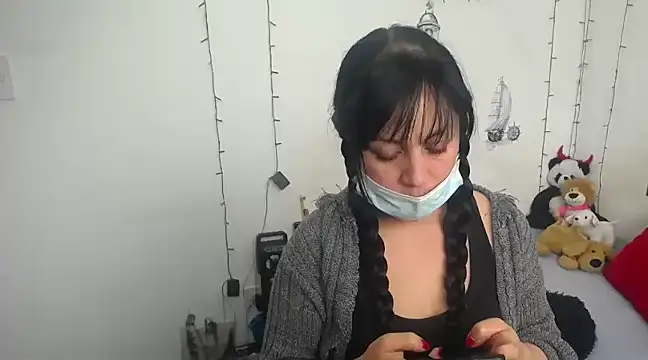 lili peach online show from 14, 12, 2024