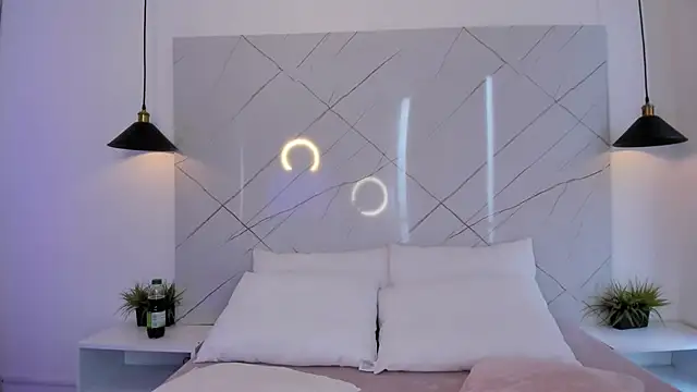 ANTONELLA  ROUSE  online show from 1, 12, 2025