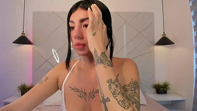 ANTONELLA  ROUSE  online show from 20, 10, 2025