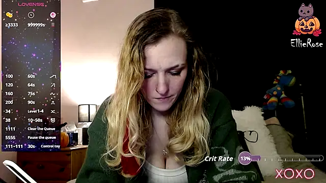 Snapshot of EllieeRose chatting on 21, 11, 2025 EllieeRose online show from 21, 11, 2025