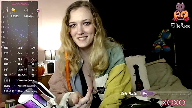 Snapshot of EllieeRose chatting on 9, 11, 2025 EllieeRose online show from 9, 11, 2025