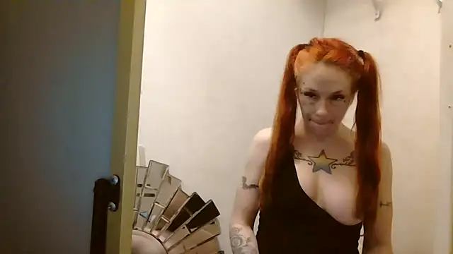 Snapshot of vvictoria_xxx chatting on 8, 10, 2025 vvictoria xxx online show from 8, 10, 2025