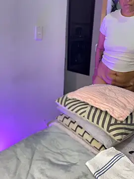 ANA CARTER online show from 11, 10, 2025