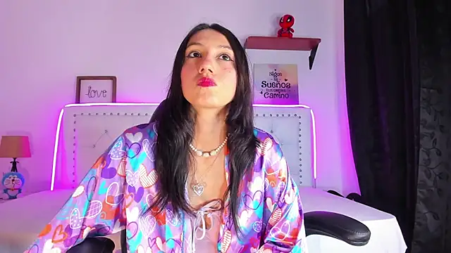 LyaEvanss online show from 24, 1, 2025