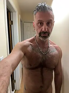 Snapshot of DaddySnowXX chatting on 5, 1, 2025 DaddySnowXX online show from 5, 1, 2025